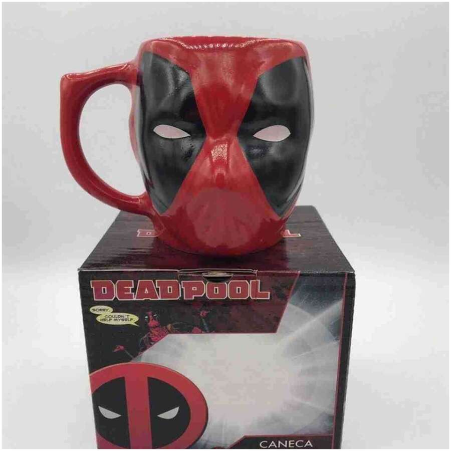 caneca em cerâmica 3d rosto do deadpool marvel