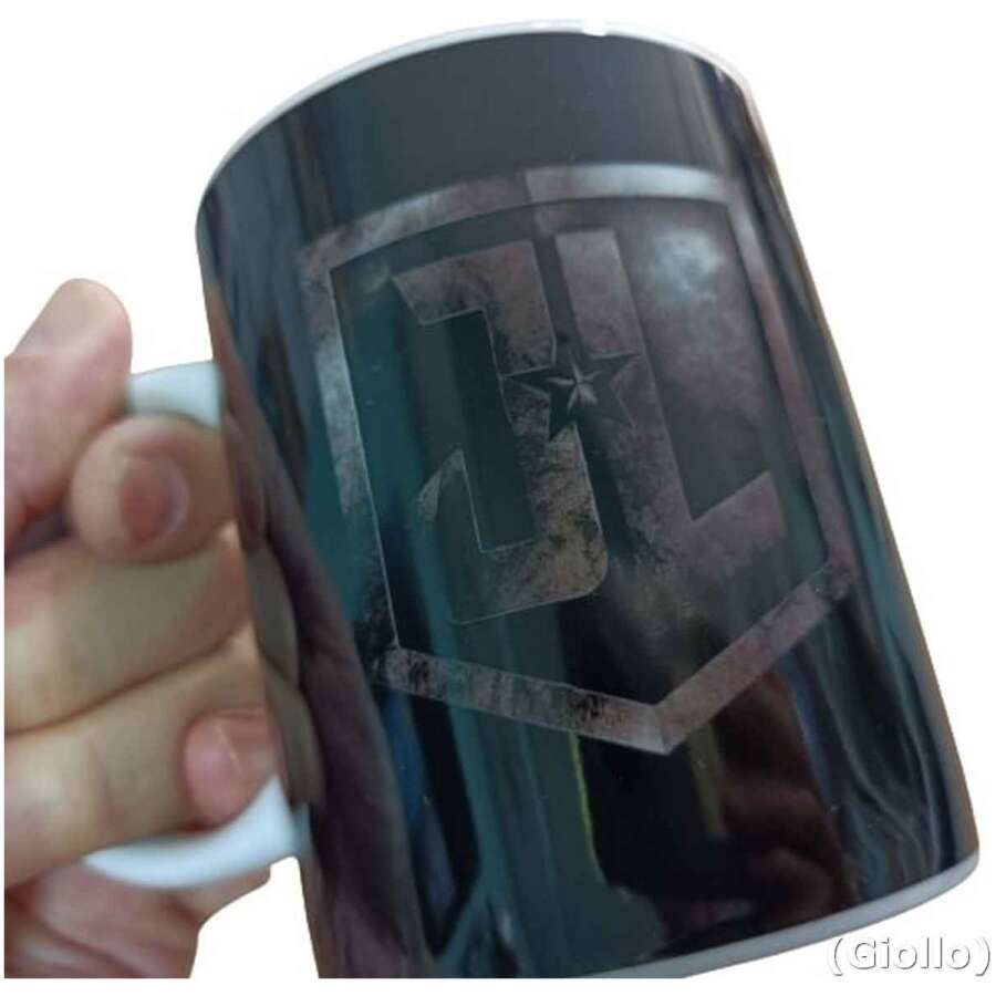caneca de porcelana liga da justiça - 300 ml disney marvel zona criativa