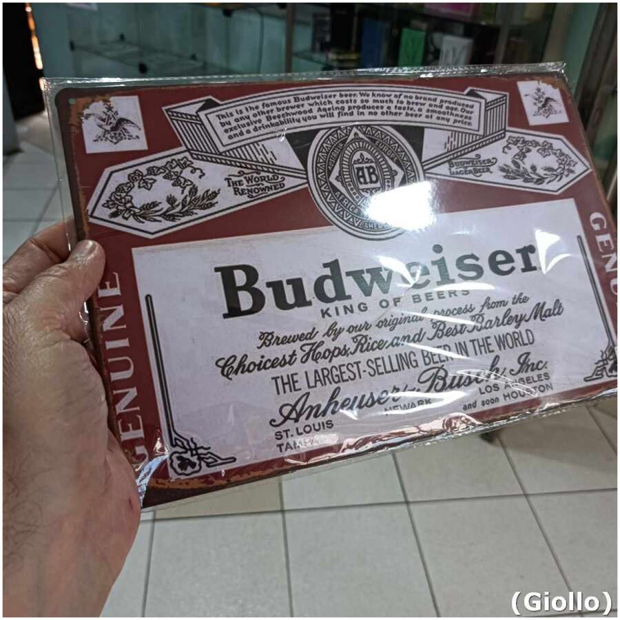 placa metálica decorativa modelo budweiser - 30x20cm